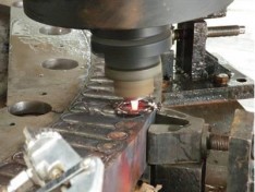 Steel and copper and copper alloy welding What is the cause of the crack? Steel and copper and copper alloy welding What is the cause of the crack?