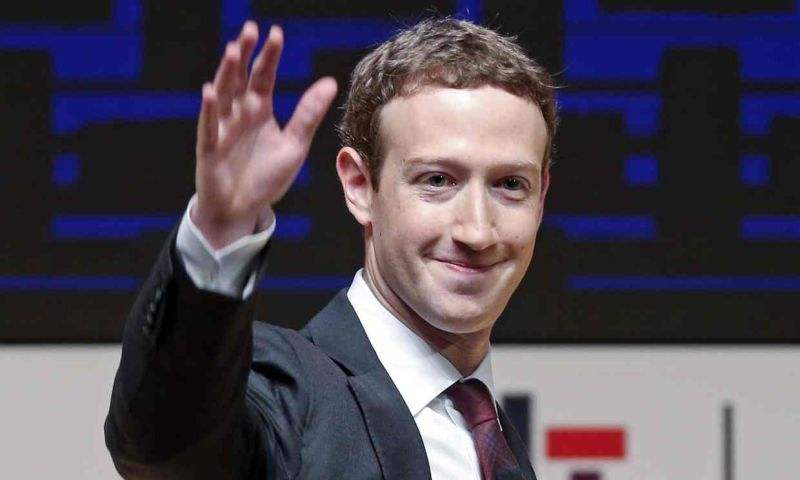 Zuckerberg refused to resign